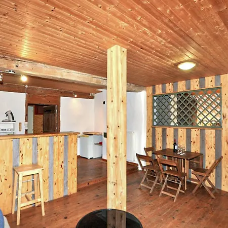 Holiday home Authentique A La Campagne