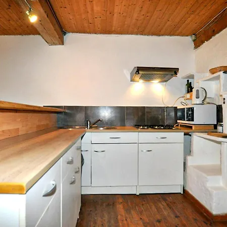 Holiday home Authentique A La Campagne